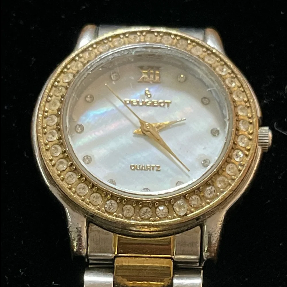 Peugeot Gold w/ Rhinestones Stainless Steel Watch Back New Battery March 2025 - Picture 1 of 7